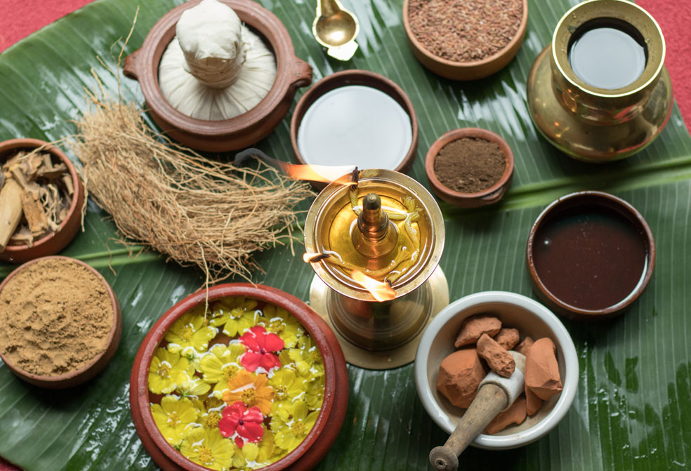 starting rituals of kizhi at ayura spa,cardamom county, thekkady