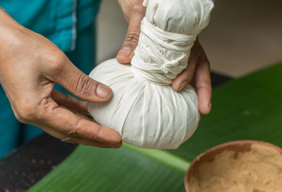 kizhi placing in manchatty at ayura spa,cardamom county, thekkady