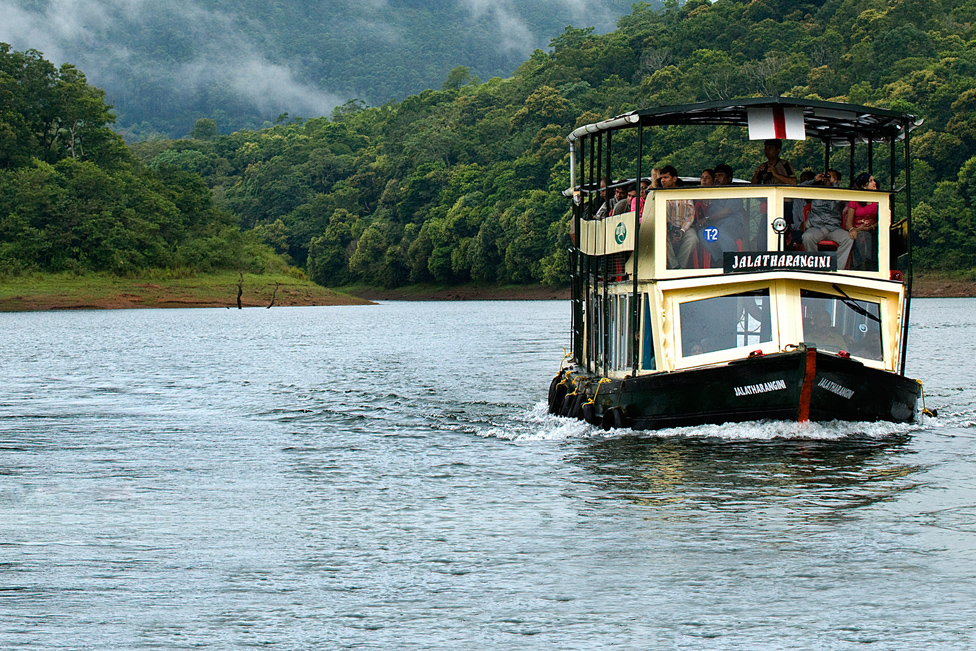 boating in the resevoir