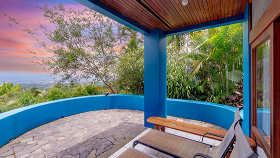 Excellent-rooms-and-private-cottages-in-Xandari-Costa-Rica