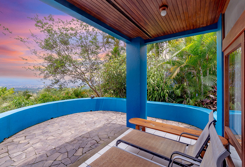 Luxury spa resort near San Jose airport in Costa Rica central valley