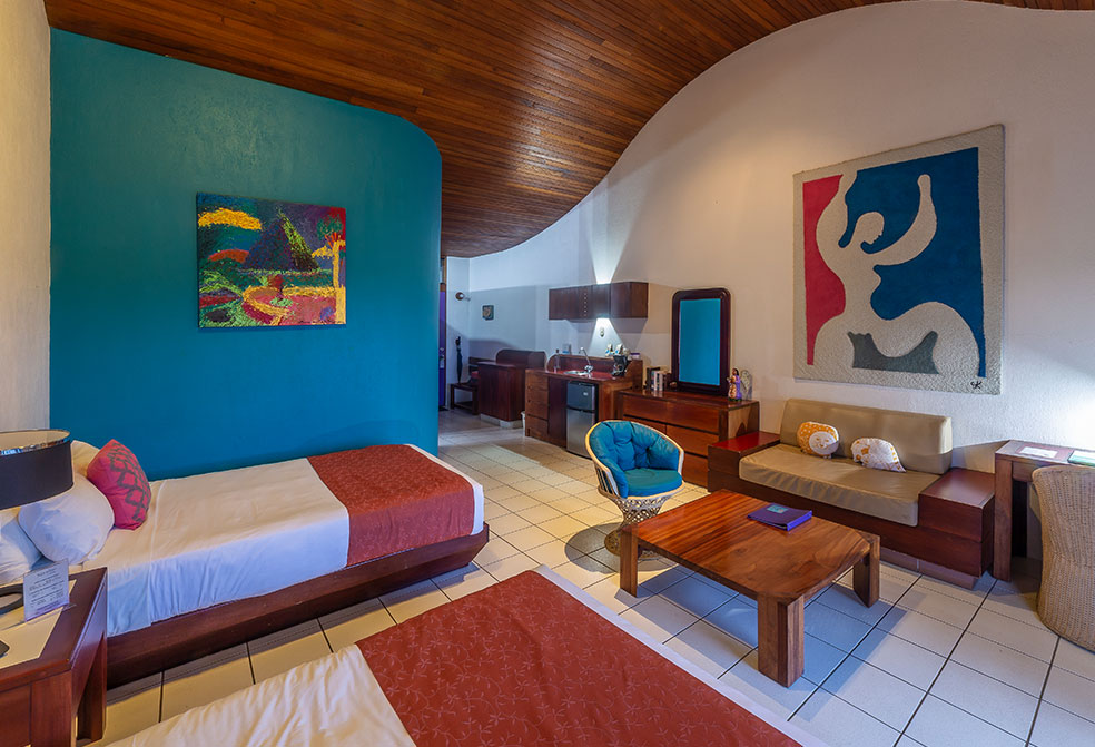 Family vacation for kids in Costa Rica book rooms now