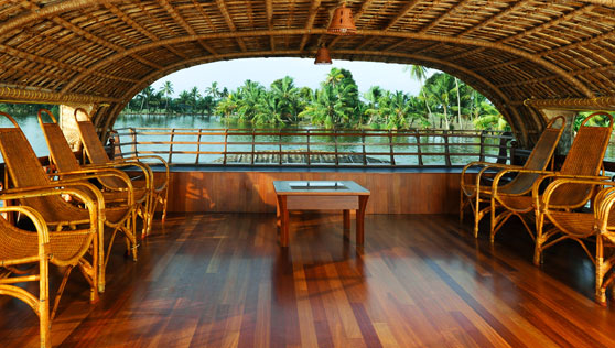 Xandari Resorts - Xandari Riverscapes Alappuzha - houseboat interior
