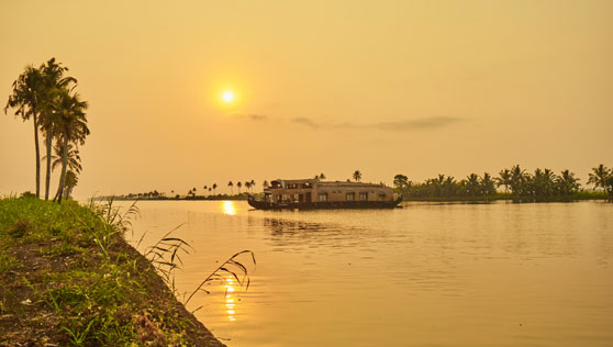 Xandari Resorts - Xandari Riverscapes Alappuzha - alleppey backwaters in golden light