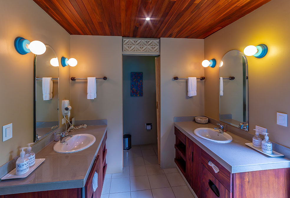Book rooms in Costa Rica luxury resort and spa near San Jose airport